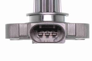 52-72-0093 - Czujnik, poziom oleju silnikowego VEMO 